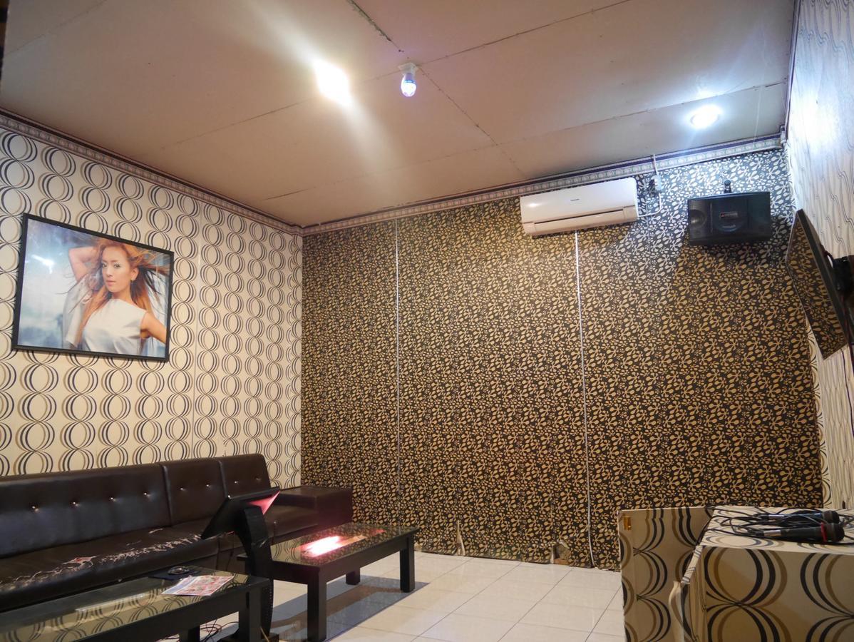 Syafira Hotel Langgur Exterior foto